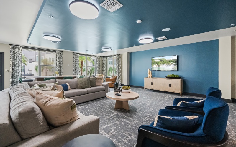 5-Star Amenities & Services